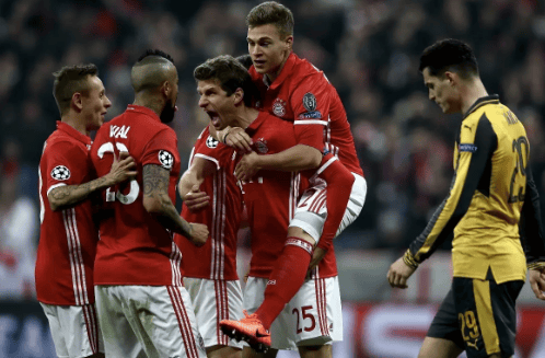 稳！哲凯赖什自23／24赛季，在联赛中主罚点球19中19（稳健！自23／24赛季起，哲凯赖什联赛点球19罚全中）