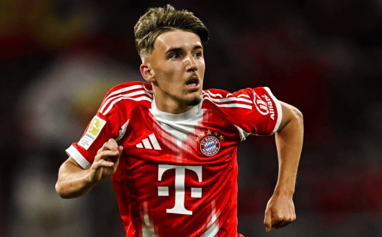 绿帽哥：阿莫林将在下赛季离开，格拉斯纳希望执教曼联（报道：阿莫林下赛季将离队，格拉斯纳有意执教曼联）