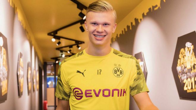 或缺席2个月！皇马官方：阿诺德左侧股四头肌直肌拉伤