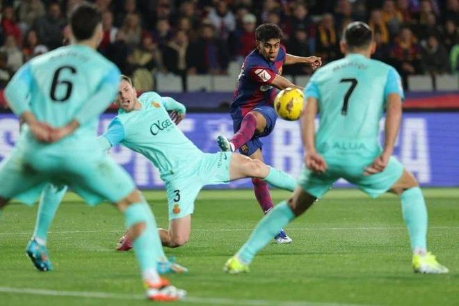 跨越20年的青春！C罗有望迎来个人第六次世界杯之旅（20年韶华见证！C罗或将踏上第六次世界杯征程）